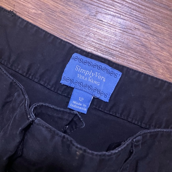 Vera Wang capri pants - Picture 3 of 4